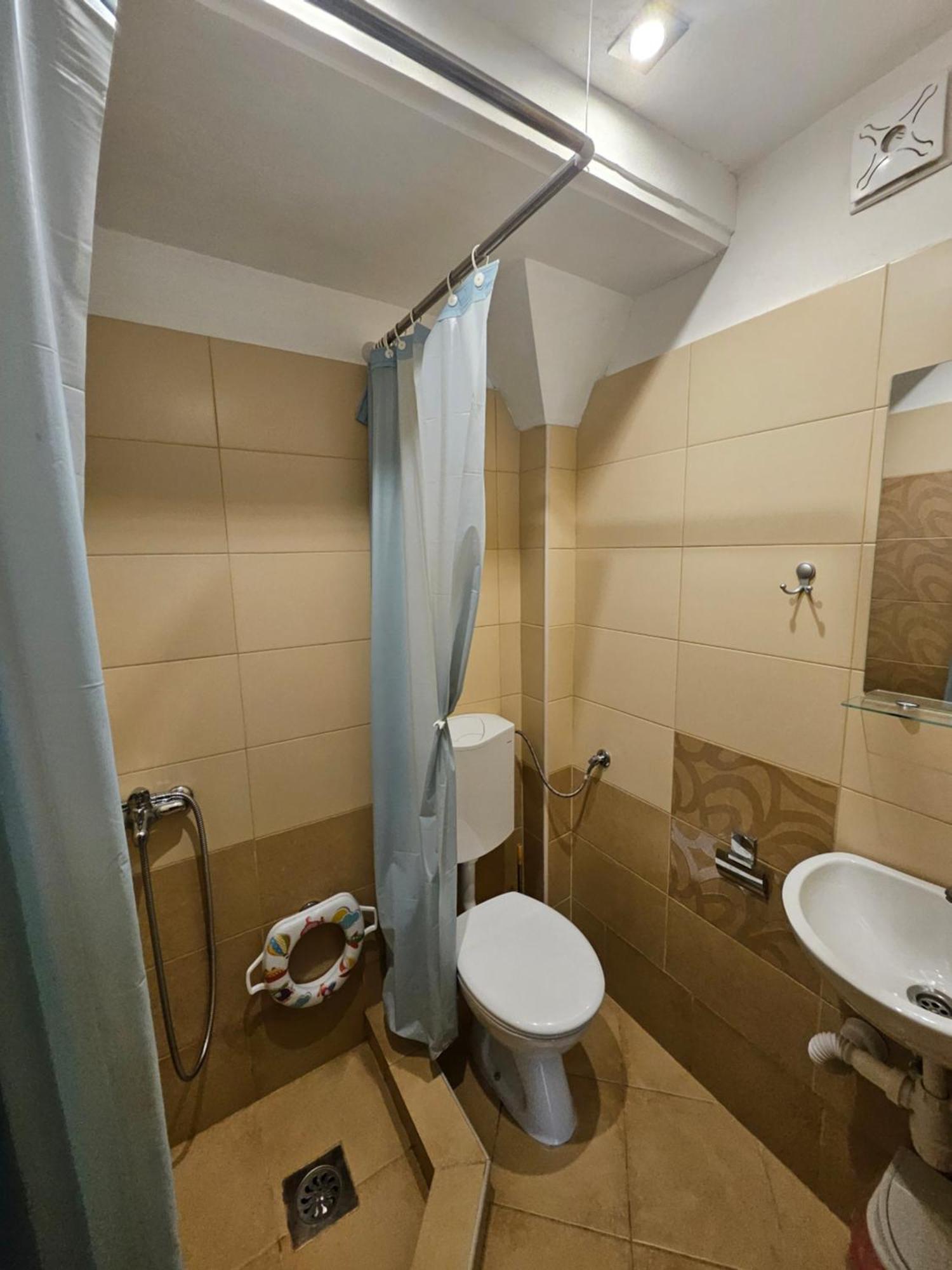 Villa Altiparmak Resen Esterno foto